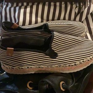 EUC CoolWay espadrilles. Thin stripes 1.5” height